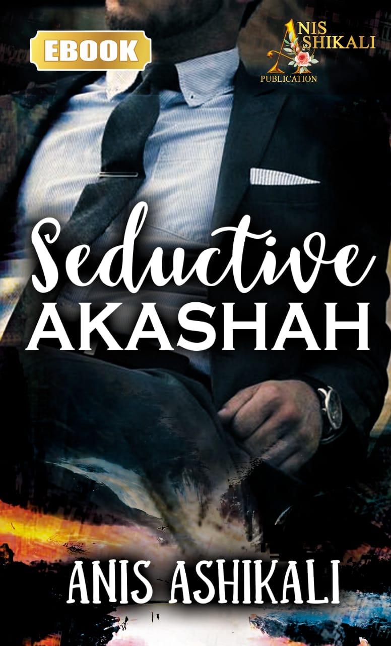 SEDUCTIVE AKASHAH